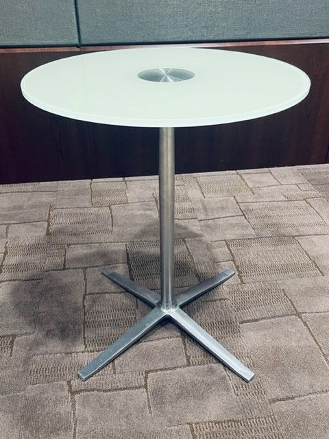 Steelcase Bob Café Table (Frosted Glass)