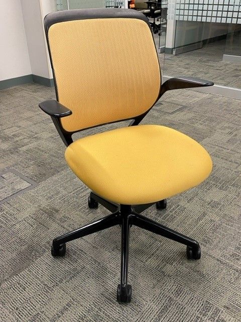 Steelcase Cobi Chair (Yellow/Black)