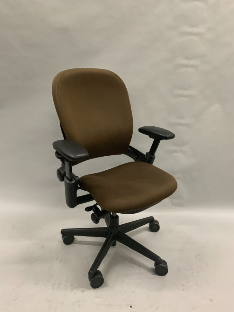 Steelcase Leap V1 Task Chair (Brown)