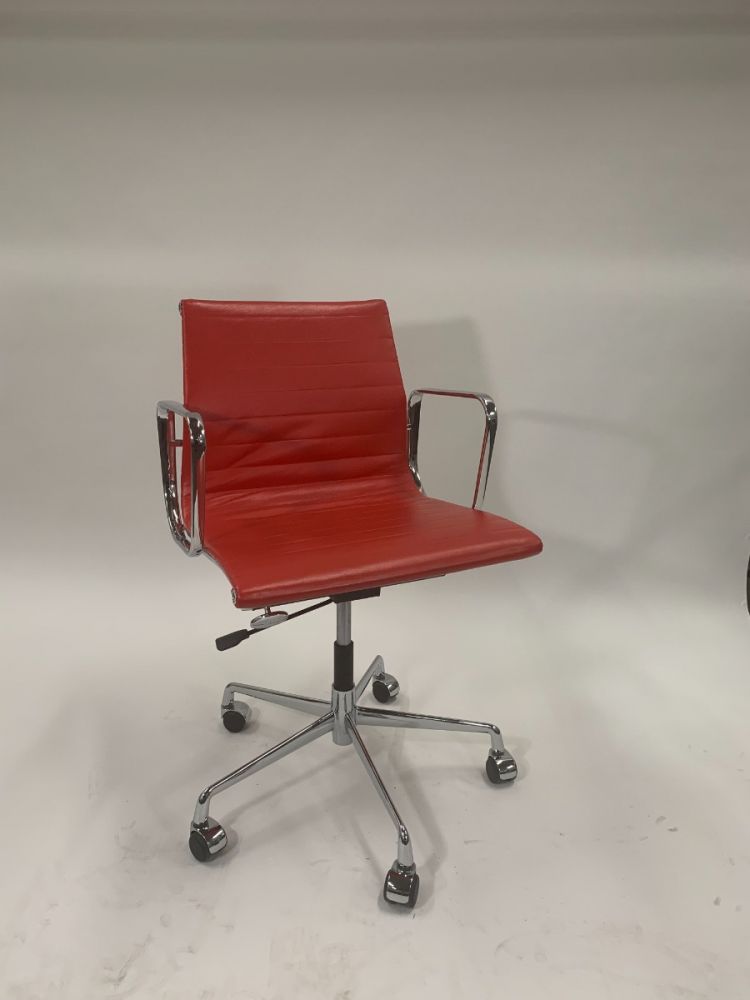 Mid-Back Modern Conference Chair (Red Leatherette)