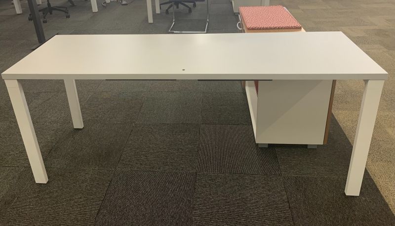 Haworth L-Shaped Desk (White/Walnut Laminate) LH