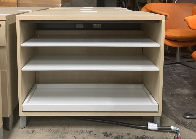 2H Storage Cabinet (Oak)