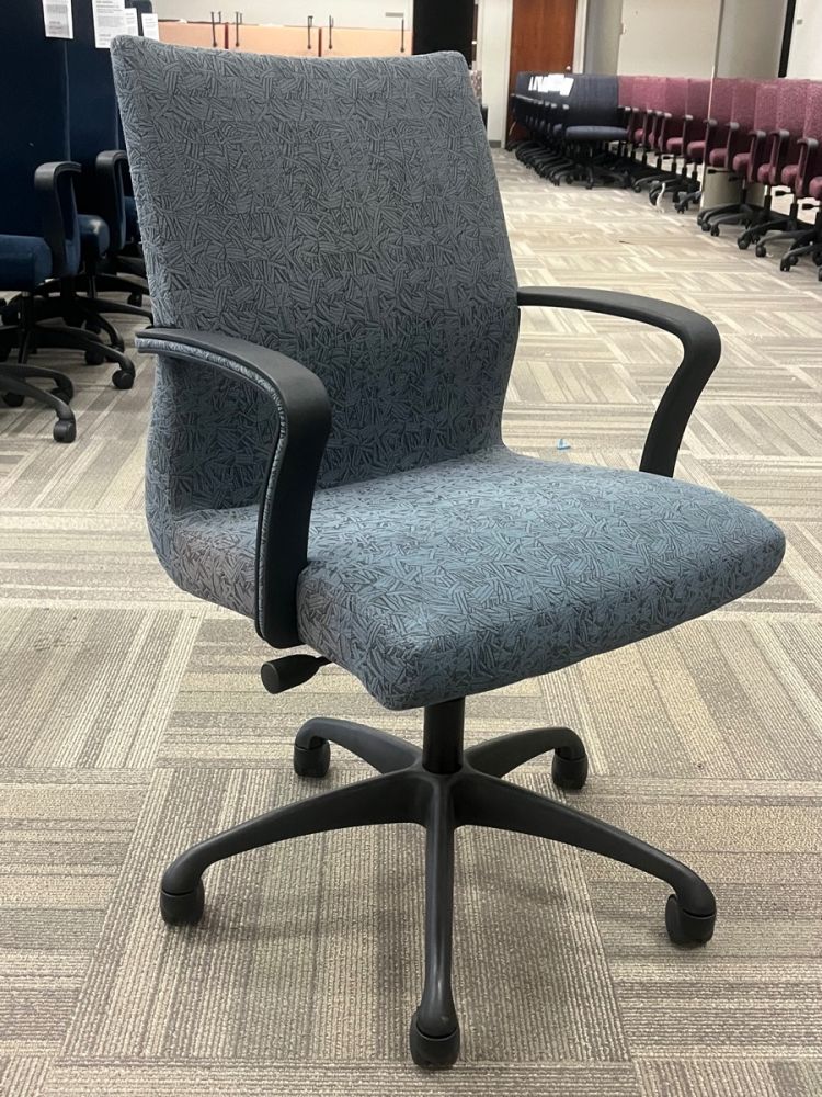 Steelcase Chord Mid Back Conference Chair (Grey/Black)