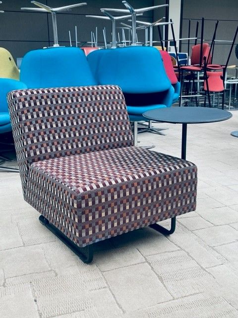 Steelcase Bix Lounge Chair w/ Tablet Arm (Multi Pattern)
