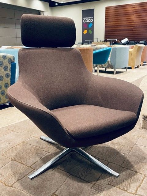 Steelcase Bob Lounge Chair w/ Headrest