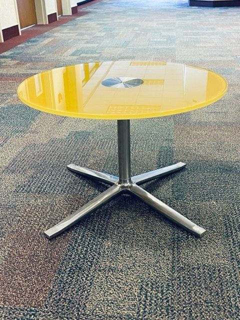 Steelcase Bob Occasional Table