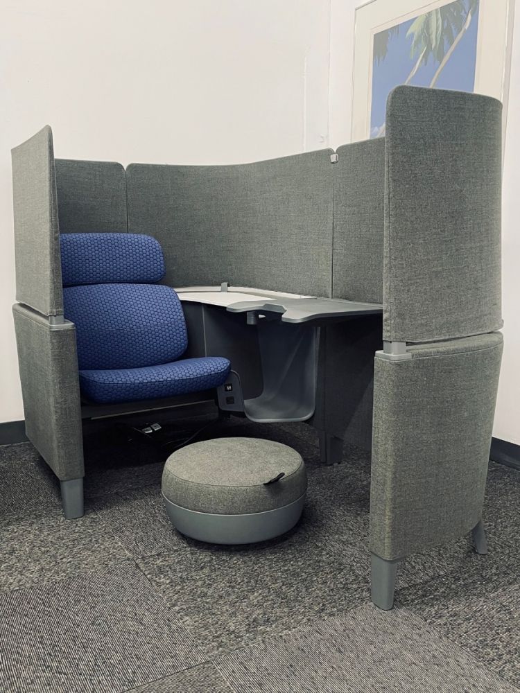 Steelcase Brody Worklounge Chair (Left Side)