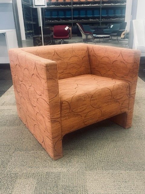 Steelcase Davos Lounge Chair (Orange Pattern)