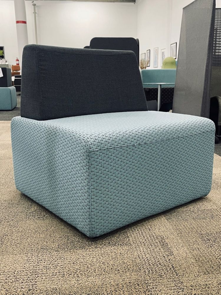 Steelcase B-Free Lounge Chair (Grey/Blue)