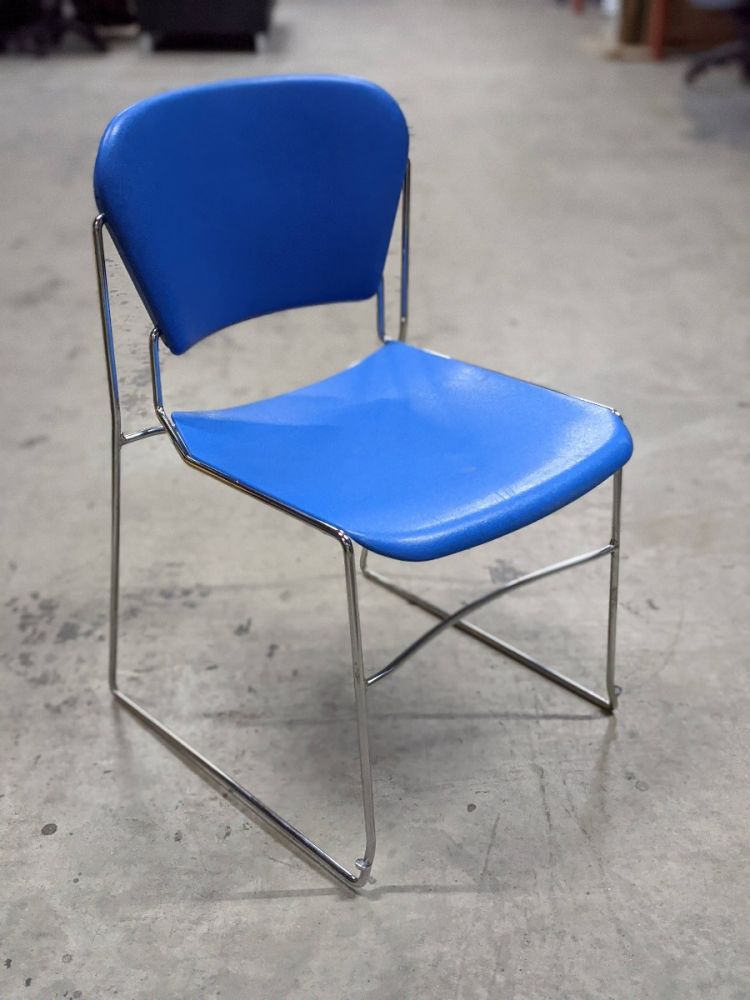 KI Perry Armless Stack Chair (Blue)