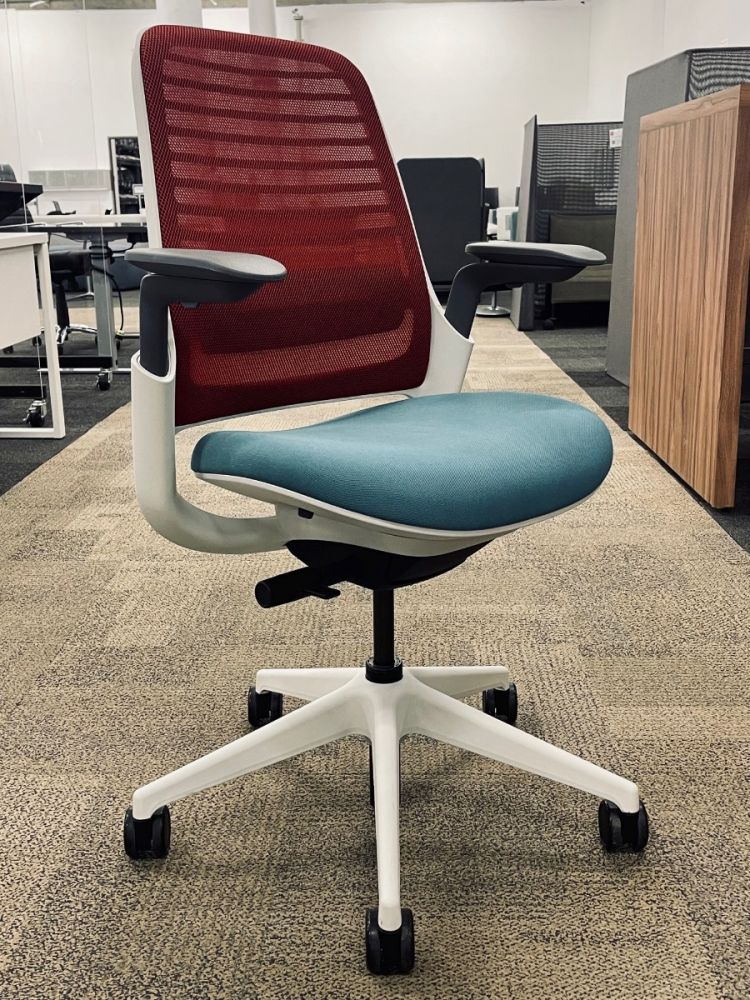 Steelcase Series 1 Task Chair  (Red/Blue)