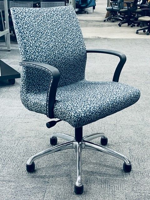 Steelcase Chord Mid Back Conference Chair (Blue Speckled)