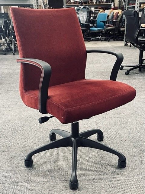 Steelcase Chord Mid Back Conference Chair (Red)