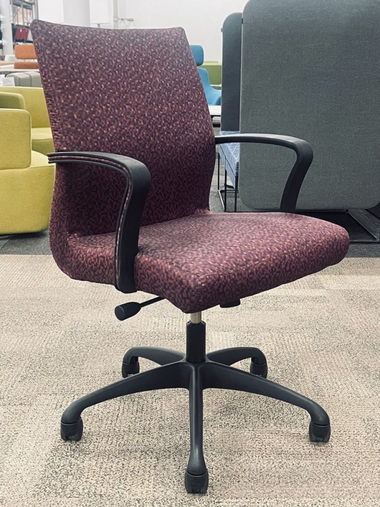 Steelcase Chord Mid Back Conference Chair (Red/Black)