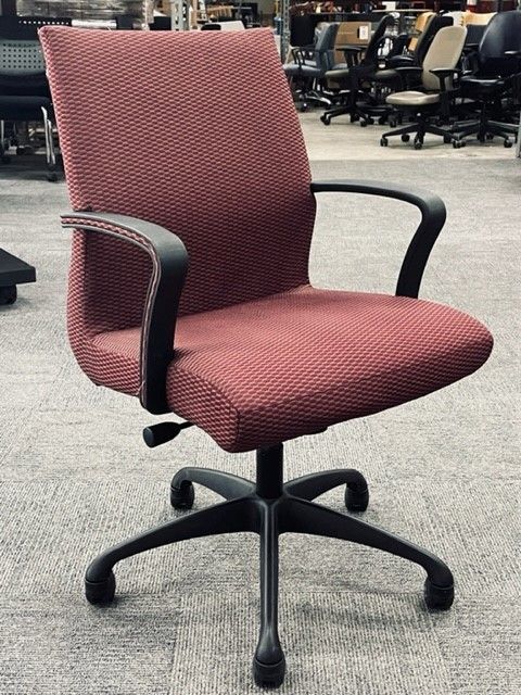 Steelcase Chord Mid Back Conference Chair (Red Pattern)
