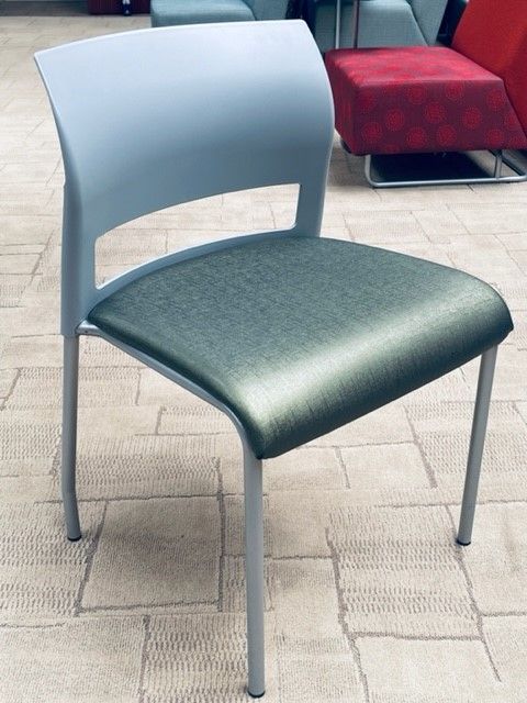 Steelcase Move Guest Side Chair (Green Speckled)
