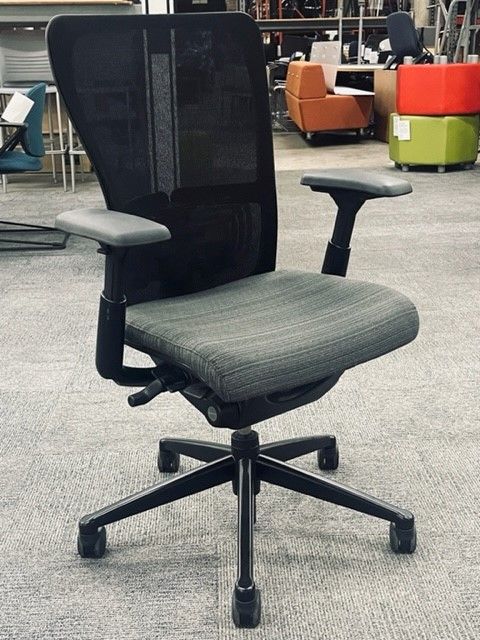 Haworth Zody Task Chair - (Grey Striped)