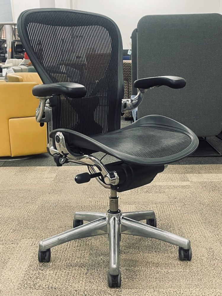 Herman Miller Aeron Posture Fit Task Chair Size C - 3 Tab (Carbon/Chrome)