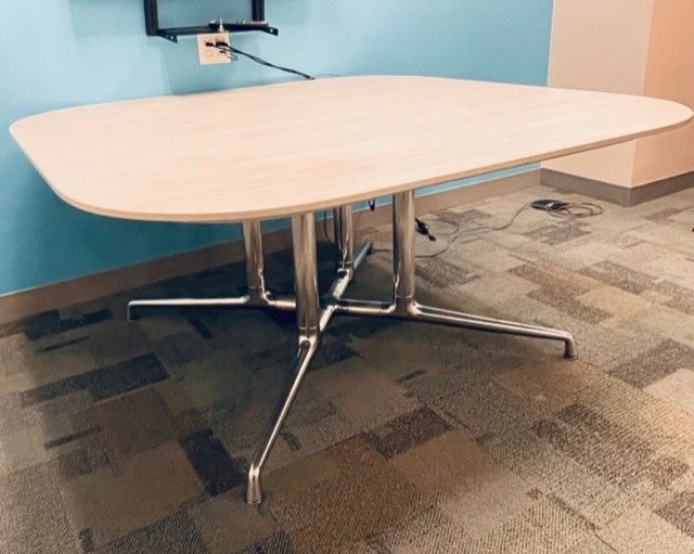 Steelcase SW_1 60" Squared Conference Table