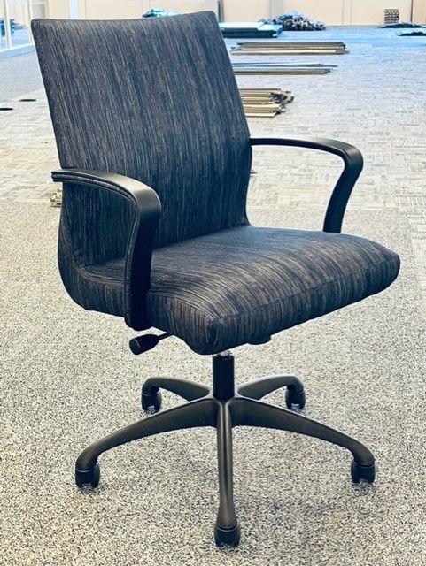 Steelcase Chord Mid Back Conference Chair (Blue Design)