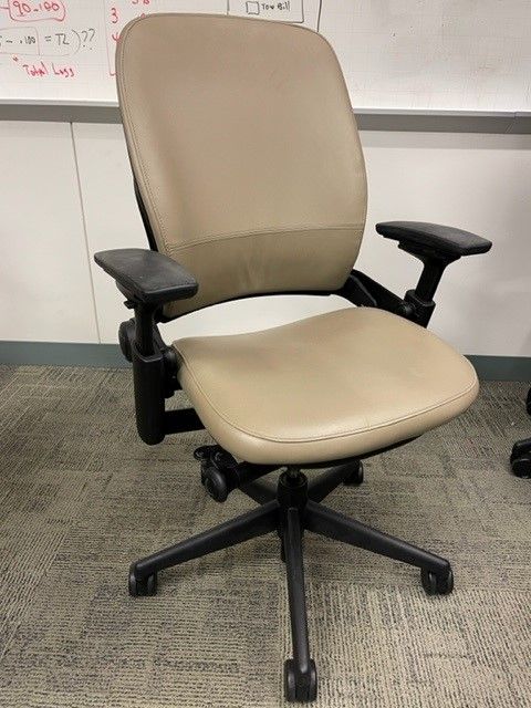 Steelcase V2 Leap Task Chair (Brown/Black)